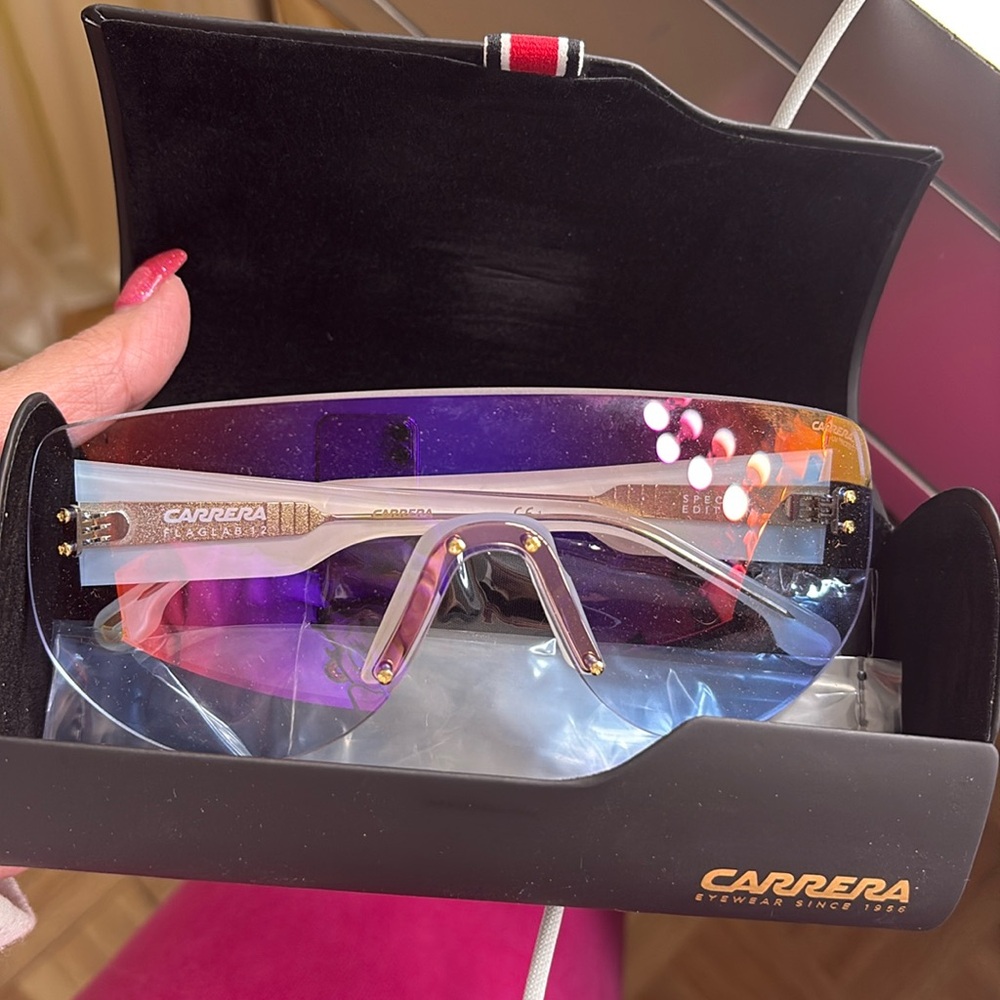 Carrera sunnies